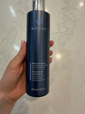 MONAT Renew Shampoo - Navy Blue - 237 ml